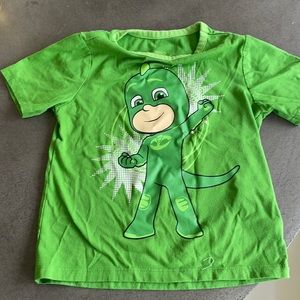 Green t shirt PJ Mask
